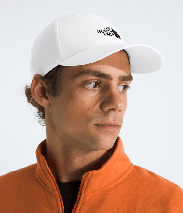66-FLASHDRY-Hat-TNF-MODELBACK.png