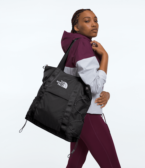 Borealis-Tote-TNF-MODELBACK.png