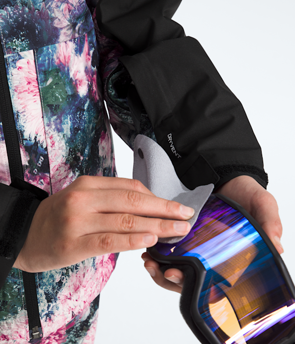 Girls-Freedom-Insulated-JacketPrint-TNF-ALT1.png