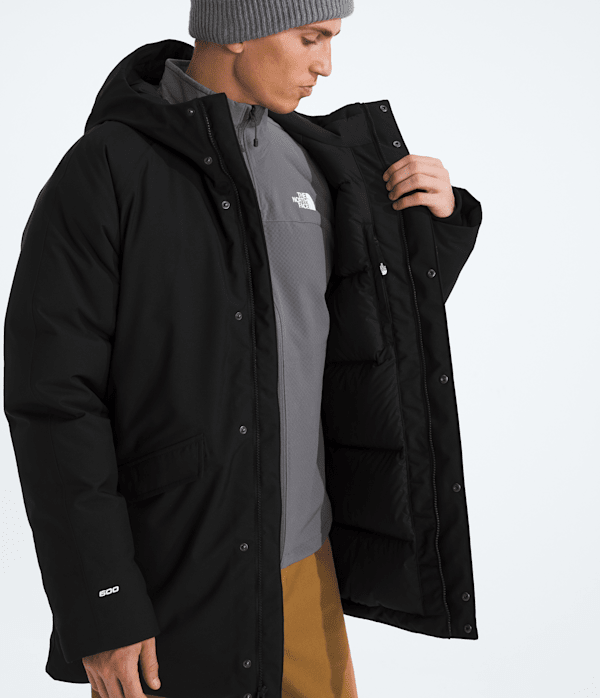 Mens-Explore-Farther-Parka-TNF-MODELINT.png