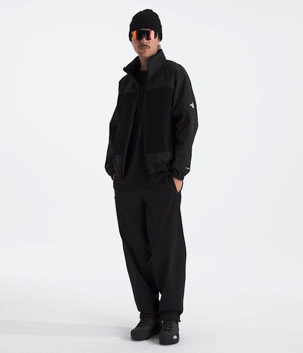 Mens-HKe-Utility-Wind-Jacket-TNF-HERO2.png