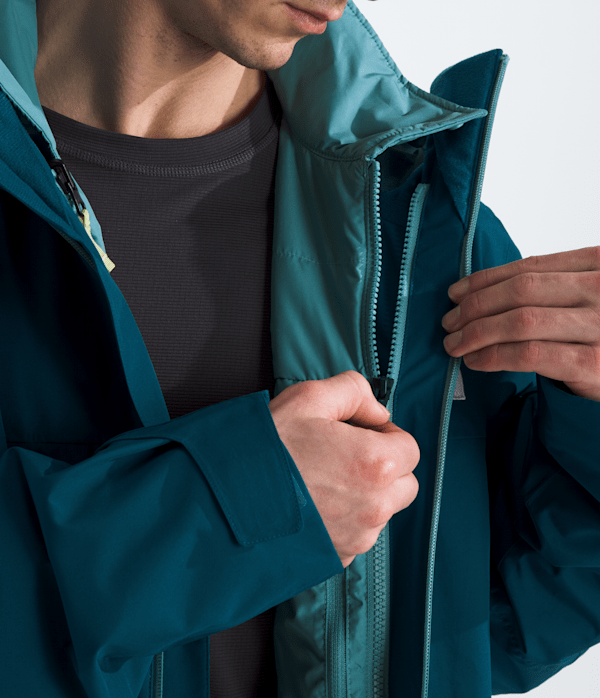 Mens-THERMOBALL-Snow-Triclimate-Jacket-TNF-MODELCLOSE3.png
