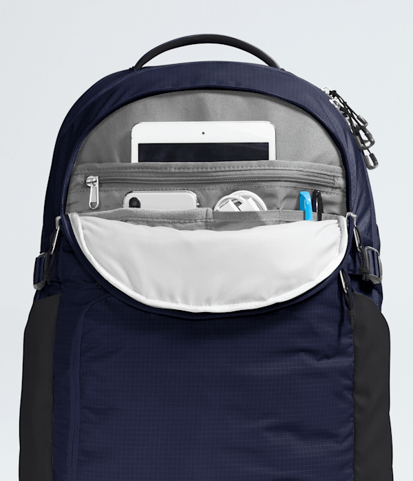 Router-Backpack-TNF-DETAIL1.png