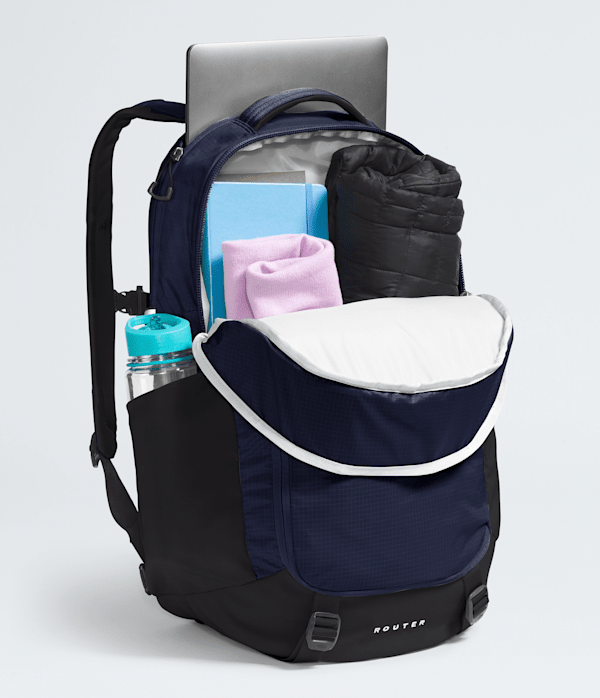 Router-Backpack-TNF-INT.png