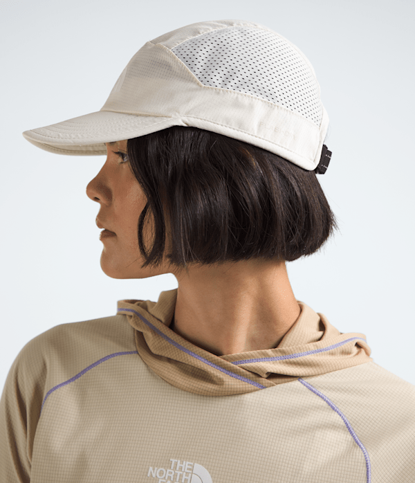 Summer-LT-Run-Hat-TNF-White-Dune-MODELBACK.png