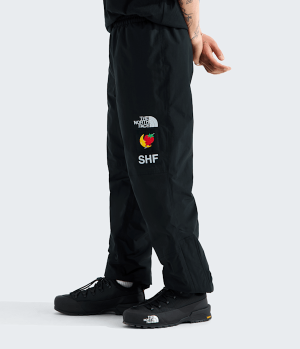TNF-x-Sky-High-Farm-Goods-Mountain-Pants-TNF-MODEL34.png