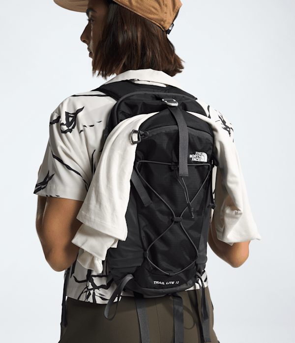 Trail-Lite-12-Backpack-TNF-ALT4.png