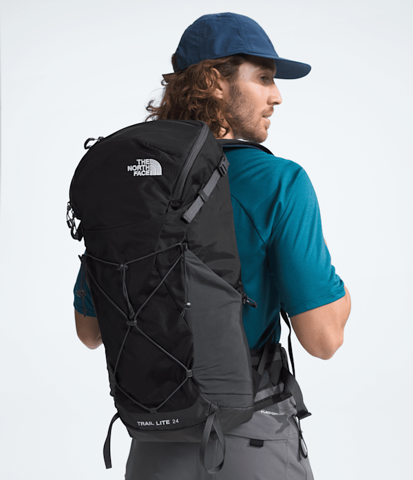 Trail-Lite-24-Backpack-TNF-MODELBACK.png