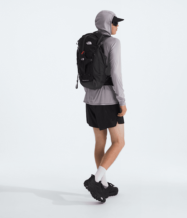 Trail-Lite-Speed-30-Backpack-TNF-MODELBACK.png