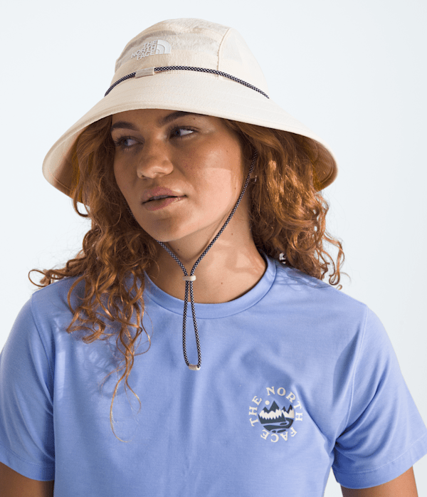 Womens-Class-V-Brimmer-Hat-TNF-MODELBACK.png