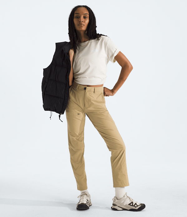 Womens-Evolution-Box-NSE-Relaxed-ShortSleeve-Tee-TNF-HERO2.png