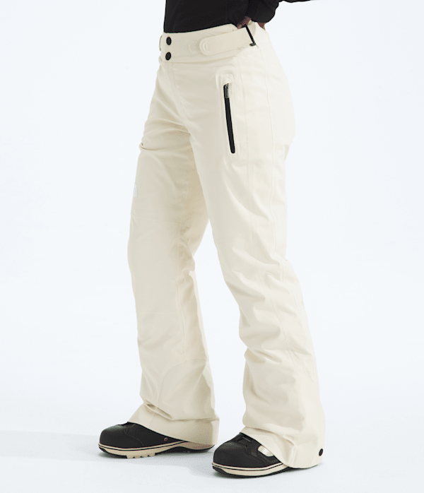 Womens-Lenado-Pants-TNF-MODEL34.png
