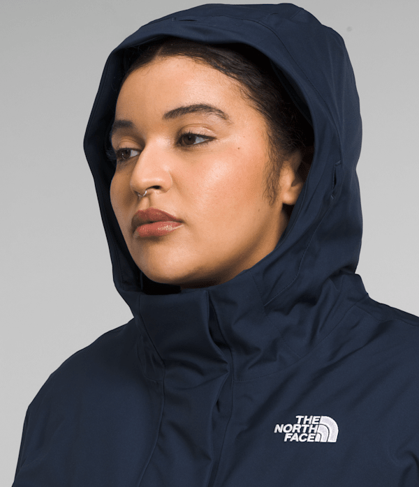 Womens-Plus-Arctic-Parka-TNF-Summit-Navy-MODELHOOD3.png