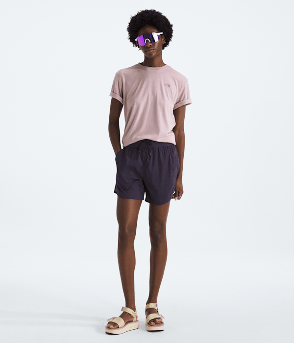 Womens-ShortSleeve-TriBlend-Tee-TNF-HERO2.png